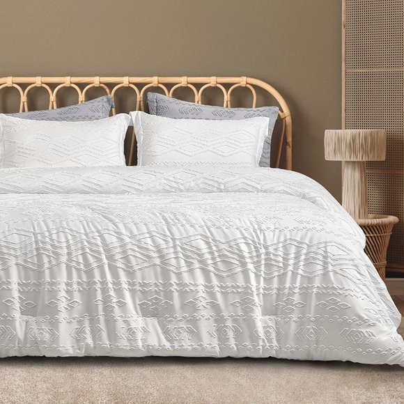 New Comforter Set - Boho Bedding Set,  Soft Fashion Luxury Bedding Set - Picture 2 of 15